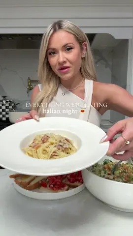 Carbonara + bruschetta is a match made in heavennnnnn 🍝 #carbonara #DinnerIdeas #italianfood #italian #caesersalad 