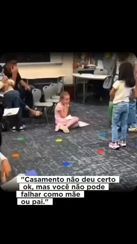 EXISTE MÃE E PAI LIXO SIM... Só não continue o que eles começaram...