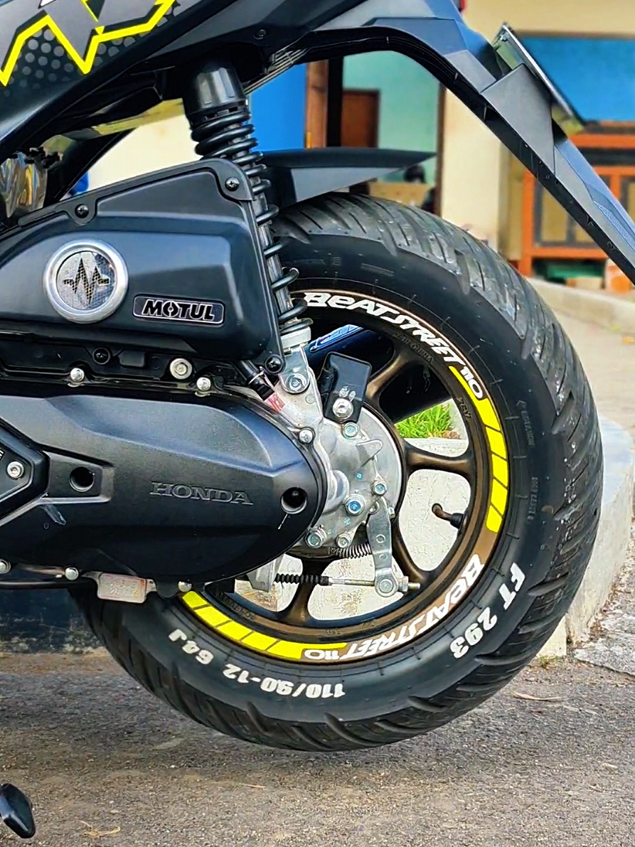 klik kerajang di bawah ya mas untuk striker velg nya😊🙏🤝 #lewatberanda #fyp #hondabeat #beatstreet #beatmodifikasi 