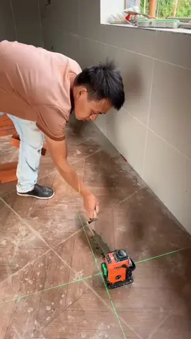 Tile installation P2386#tileinstallation #tilework #tiletools #tilecutter 