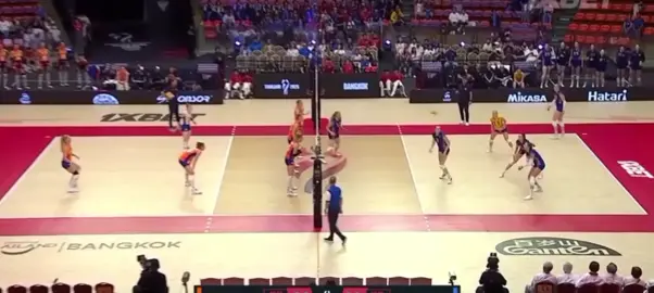 Quả đập 109 km/h của Isabelle Haak 🇸🇪 #volleyball #haak_isabelle #xh #volleyballworld #wch 🏐🏐