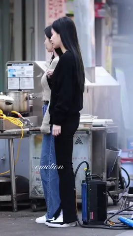 Hmm…  #hắcmiêu #viênnhấtkỳ #thẩmmộngdao #yuanyiqi #shenmengyao #viral #fyp #xh 