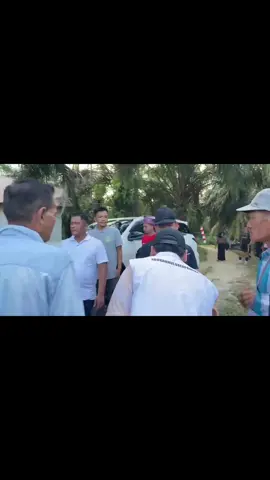 Mengunjungi Masyarakat Desa Serombou Indah yang sedang melaksanakan turnamen sepak Bola, Jaga Sportivitas untuk Rokan Hulu Maju #syafaruddinpoti #wabuprohul #rokanhulu #rohuloke