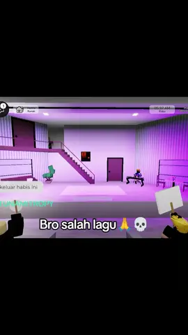 bro salah memutar lagu🙏💀 #promoseruweekend #robloxindonesia🇮🇩 #robloxfyp #robloxmemes #foryoupage 