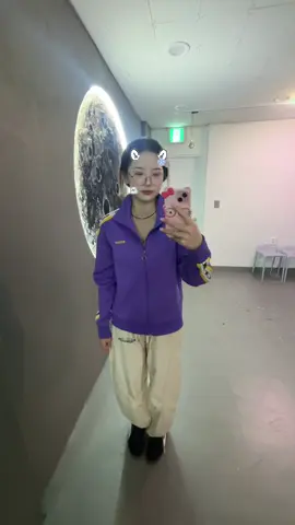 안뜰고니까 팔로우 한 너네만 바 나는 아쿠아맨이야