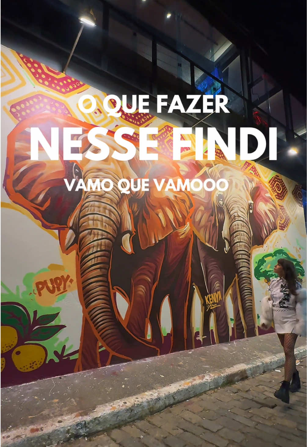 ✅O que fazer nesse final de semana em São Paulo e vamo que vamooo - 22 a 24/08 💜Festival de Luzes no Beco do Batman! Projeções e muita arte! 📆22 e 23/08 ⏰ 18hs30 às 23hs 📌Beco do Batman 💰Gratuito 💜DJ no Vão Livre do MASP com DJ Vivian Marques 👉projeto único de música no vão do MASP e hoje vai rolar hip hop, R&B, soul, funk dos anos 70 📆23/08 ⏰18hs às 22hs 📌MASP 💰Gratuito 💜Tribe 25 anos - Música eletrônica 📆23/08 ⏰15hs 📌Laroc em Valinhos 💰A partir R$230 💜McDia Feliz 👉Na compra do Big Mac, o valor arrecadado será 100% destinado à Casa Ronald McDonald 📆23/08 📌Toda rede  💜Salão do Turismo @mturismo 👉experiências imersivas, gastronomia, cultura, shows e debates 📆22 a 23/08 📌Distrito Anhembi 💰Gratuito 💜Festival Internacional Literário de São Paulo @educaprefsp 📆 20 a 23/08 📌Biblioteca Mário de Andrade, CCSP e CÉUs 💰Gratuito 💜Festival Internacional de Curtas na Cinemateca, MIS, Cinesesc e muito mais! 👉 21 a 31/08 📆programação no perfil @curtakinoforum 📌SP 💰Gratuito 💜Sunset BPM - música eletrônica   📆23/08 ⏰14hs às 23hs 📌Av. Magalhães de Castro, 358 💰R$70 💜Bourbon Street Fest celebra 20 anos @bourbon_street 📆24 a 31/08 📌Parque Villa-Lobos e na Rua dos Chanés, em Moema. 💰Gratuito 💜Festival Internacional de CIRCOS – Sesc de Circo 📆Até 24/08 📌Sesc’s em SP - ver programação pelo site oficial do Sesc  💰Gratuito  💜Festa Achiropita  📅todos finais de semana de agosto ⏰17hs 📍 Rua Treze de Maio, 478 💰Gratuito 💜EXPOSIÇÕES EM CARTAZ: ✅Exposição HIP-HOP 80’sp – São Paulo na Onda do Break no Sesc 24 de Maio ✅Exposição Fluxos no MUBE até 07/09 ✅Exposição Raul Seixas no MIS até 28/09 ✅A ecologia de Monet no MASP foi prorrogada até 06/09! ✅FILE na Fiesp até 07/09 ✅Genesis na Paróquia São Luís Gonzaga - espetáculo de luzes - até 31/08 ✅Andy Warhol na FAAP até 31/08 ✅Mundo Pixar no Center Norte até 31/08 ✅Anatomia pré fabricada: um morar no Japão na Japan House até 12/10 ✅O Circo no Brasil no Farol Santander até 24/08 Aproveite muito e vamo que vamooo :)💜