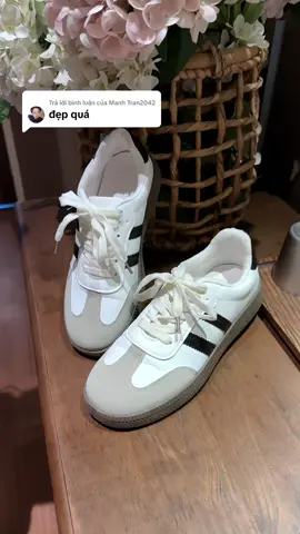 Trả lời @Manh Tran2042 đẹp lắm mà basic dễ phối đồ nữa cơ #vyreview #muataitiktokshop🛍 #tiktokshop88 #giaythethaonu #giaythethao 