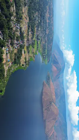 Jadi ini Lukisan atau alam Nyata?? Sangkin indahnya mahakarya Tuhan #wisatasumut #danautoba #samosir 