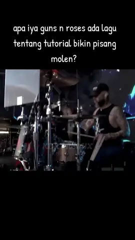 #pisangmolen #gunsnroses #parodi pisang molen - guns n roses cover, full video chek youtube KDRT remix