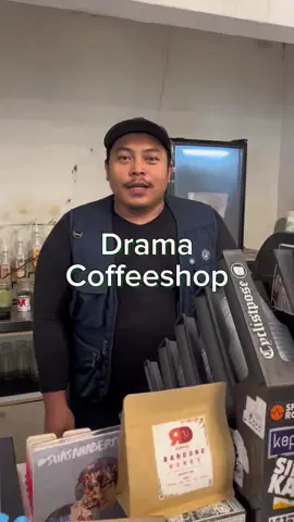 Mereka semua sudah gil*  #melipirkerumah #coffee #coffeetiktok #coffeeaddict #coffeelover 