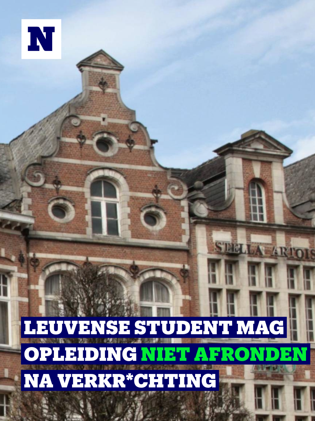 R.V., de Leuvense student gynaecologie die in april schuldig werd bevonden aan verkr*chting, mag zijn opleiding niet afmaken. Dat heeft de KU Leuven beslist. R.V. mag wel nog een andere specialisatie kiezen, maar afstuderen als gynaecoloog of verloskundige zal hij dus niet kunnen. #nieuwsblad #leuven #voorjoupagina #vjp #breakingnews