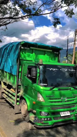 Expedisi tempat bongkar macet🤔#fyp #cctv_cucian1 #dumptrucktiktok #masukberanda #trukganteng 