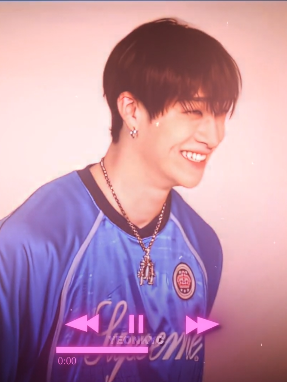 AHH GUYS WHAT DO YOU THINK OF THEIR NEW COMEBACK?? |my coloring and effects in bio #StrayKids #stay #BangChan #yeonkyc #edit 