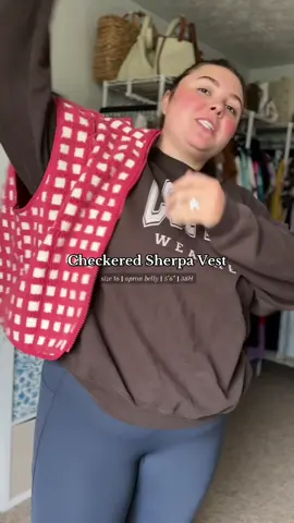 The sherpa vest is so cute and perfect for this fall! 🍎 ##sherpavest##flannelvest##plussizefallfashion##applepickingoutift##TikTokShopCreatorPicks