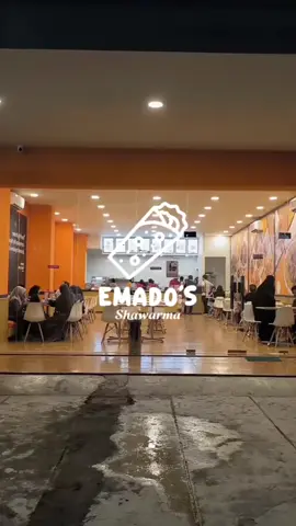 emados swawarma sudah bukan di makassar, yang mau makan ayam enak buruan ke emado's, jangan lupa claim voucher di video ini biar dapat harga lebih murah!!! caranya klik tag lokasi di kiri bawah video!!! #emados 