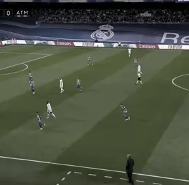 شتحارب اليركض وره الدبابه🔥😆😂#اكسبلور #viral #fyp #casemiro #كاسميرو 