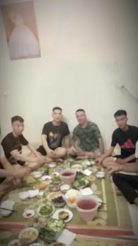 Đúng hay sai, không quan trọng miễn… Miễn không thẹn với lòng là được…#xh 