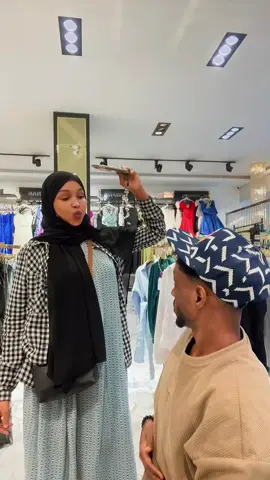 Marka gaban tahay cil wye wlhi balyo😂😭@anuushmohaz @Sagal_ina_abdi #foryoupage #somalitiktok #wapangano #