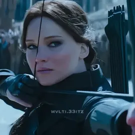 #KATNISSEVERDEEN :: If aura was a person, it would 100% be her! || #thehungergames #peetamellark #mockingjay #suzannecollins 
