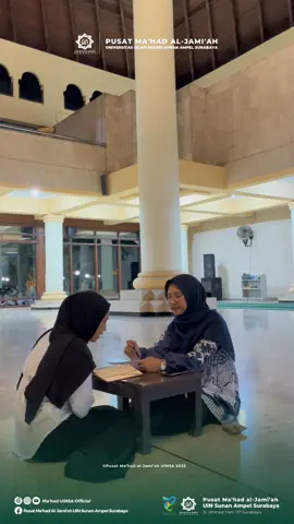 [PLACEMENT TEST MAHASANTRI BARU 2025/2026] Kamis, 21 Agustus 2025, seluruh Mahasantri baru baik putra maupun putri mengikuti placement test yang dilaksanakan di Masjid Raya Ulul Albab UINSA bersama para muwajih-muwajjihah. Kegiatan ini dilaksanakan guna mengukur kemampuan Mahasantri dalam membaca serta menghafal Al-Qur’an. Hasilnya akan dijadikan dasar pembagian kelas tahsin dan tahfidz untuk satu tahun ke depan. __________________________ For more information : Instagram: @mahaduinsa.official Facebook : Pusat Ma'had al-Jami'ah UINSA YouTube : Ma'had UINSA Official Tiktok : mahaduinsaofficial  #uinsakeren #banggauinsa #mahaduinsa #mahasantriberprestasi #mahasantriberdikari 