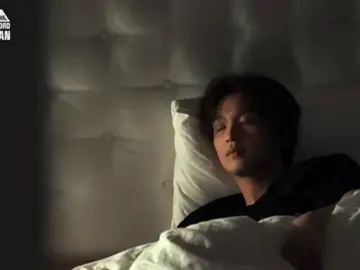 udah ngantuk tapi masih pengen nonton🤏 #haechan #nct #fyp 