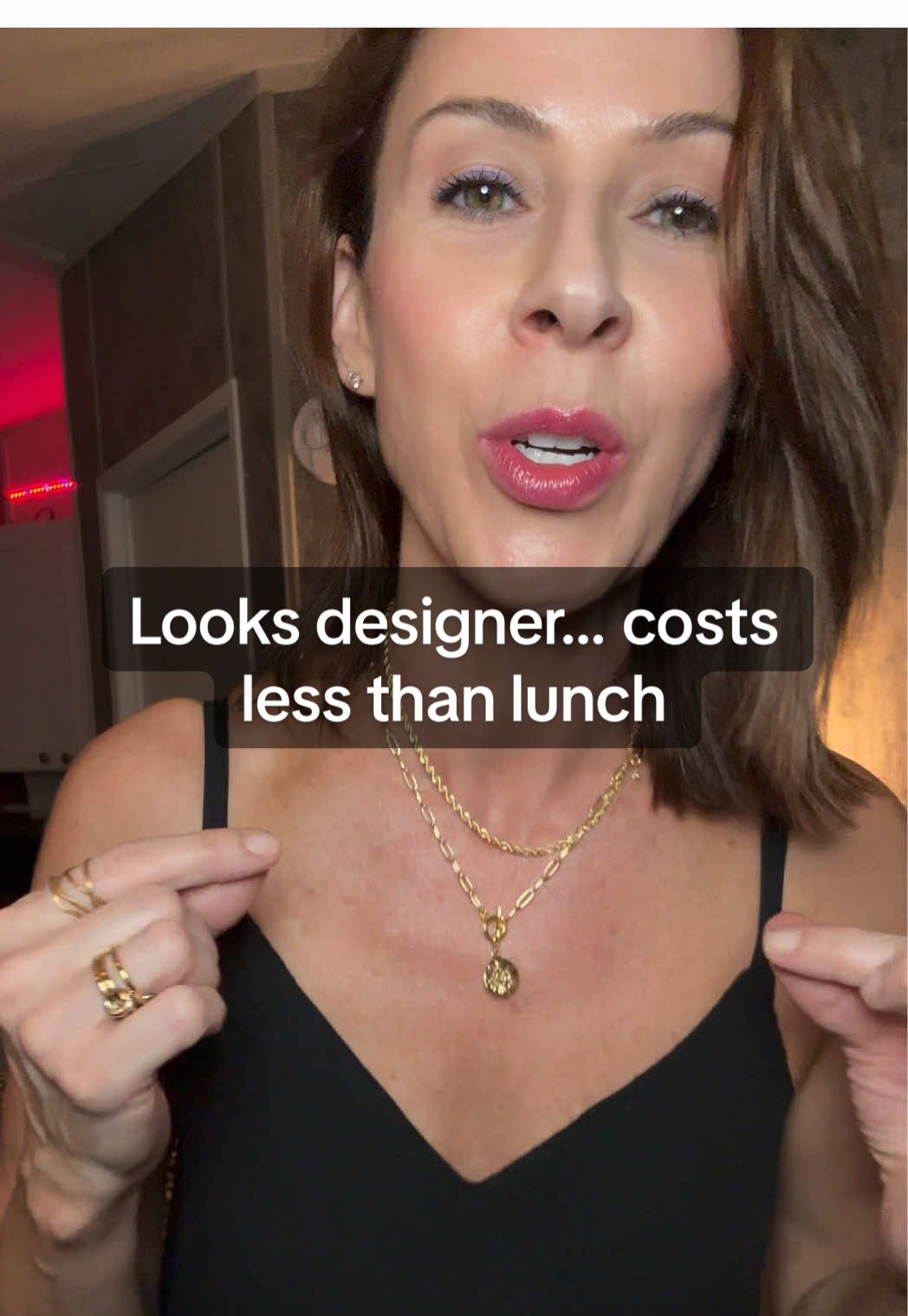 Tell me this doesn’t look like it came straight out of a high-end boutique 👀 #necklacestyle #chicandaffordable #fashionfinds #layeredlook 