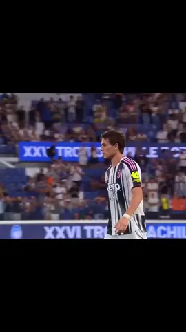 kenan yildiz giocatorino #juventus #yildiz #kenanyildiz #skills #footballtiktok @juventus @Kenan Yildiz 