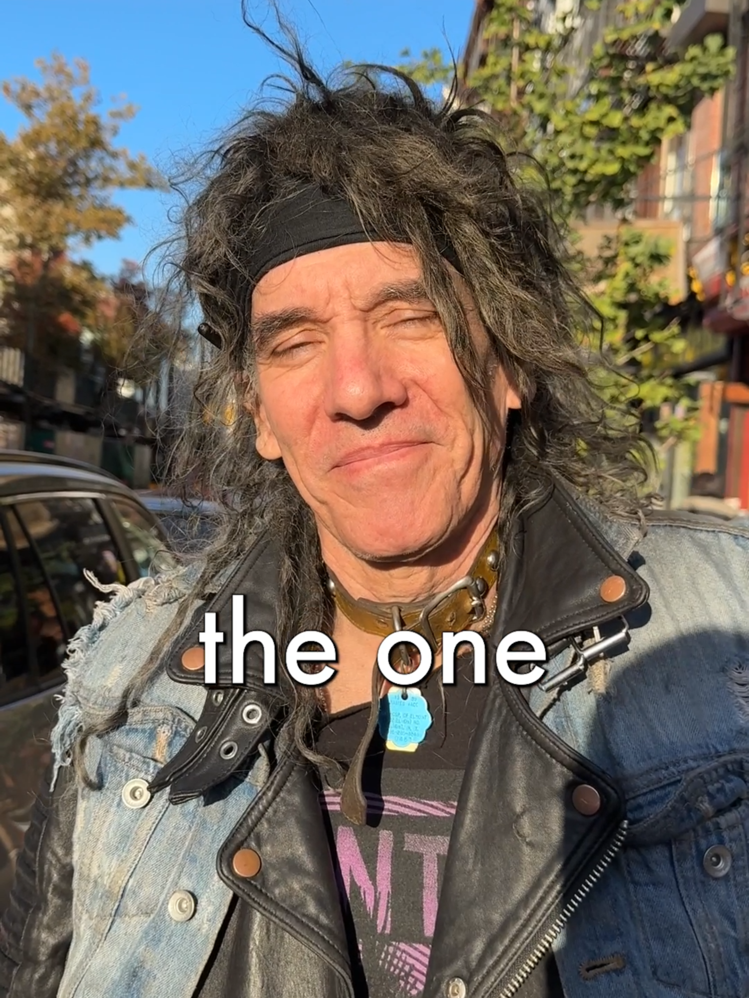 “I’ve realized that the best way to heal myself is by transforming tragedy into beauty and love.” - Victor, New York City Follow us for more stories from strangers ❤️
