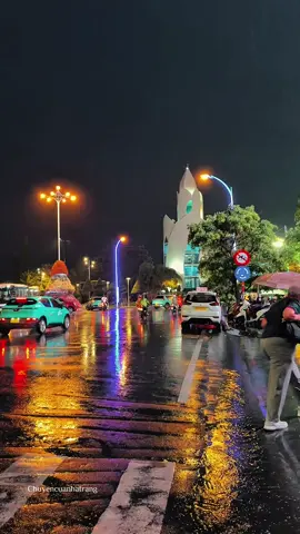 Những cơn mưa đêm cuối tháng 8. Hi vọng tháng 8 này trời sẽ đẹp trong xanh cả ngày#dulich #nhatrang #mua #mưa #tamtrang #fyp #xh #chuyencuanhatrang 