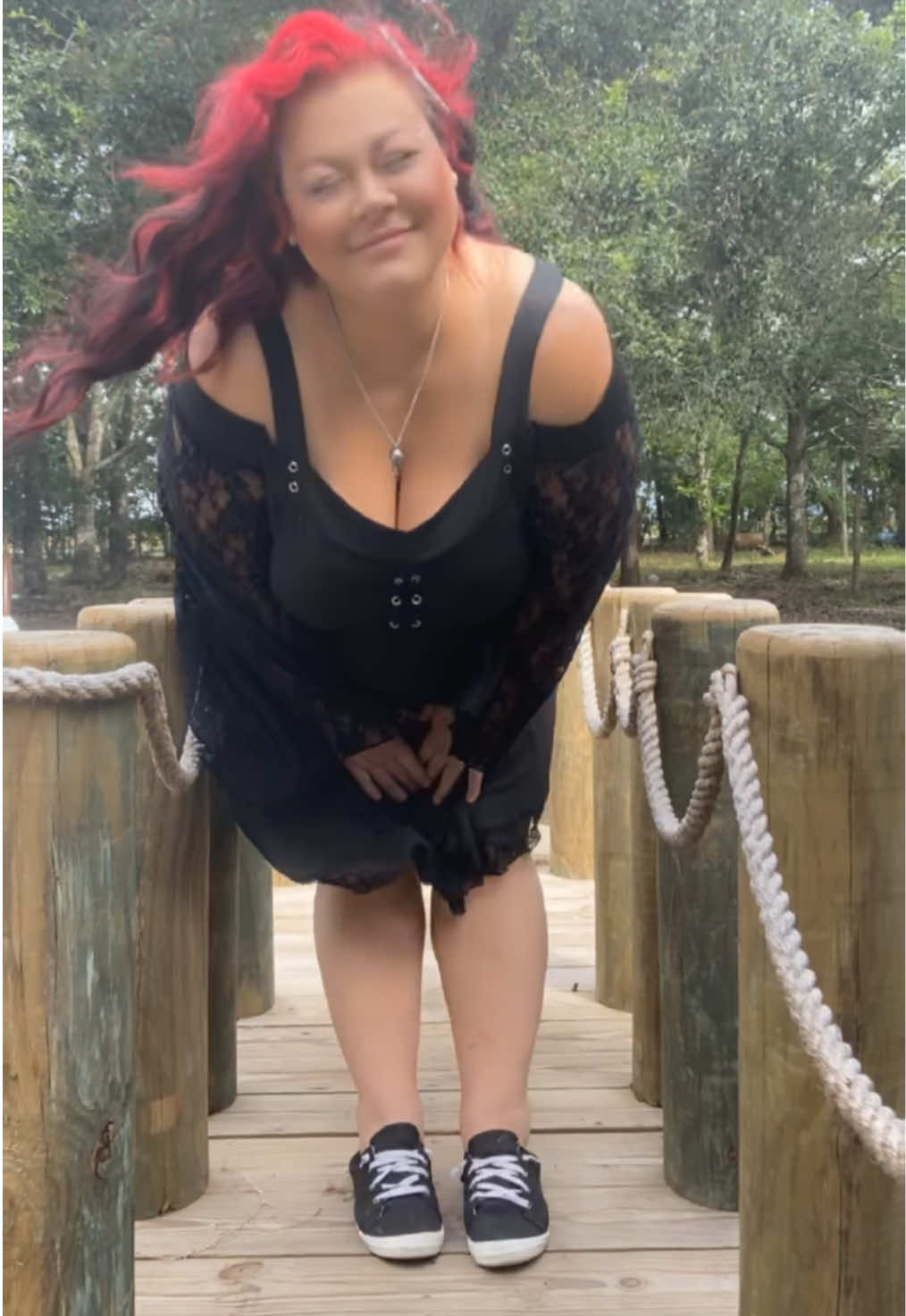 This is the perfect #plussize #dress for spooky szn #plussizedress #plussizefashion #plussizedresses 