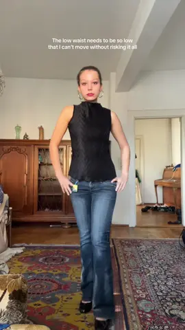 #lowwaist #lowrise #lowwaistedjeans 