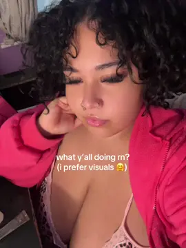 happy friday 🩷 #fyp#foryou#explorepage#biggirl#plussize#viral#bi#wlw#fypシ  
