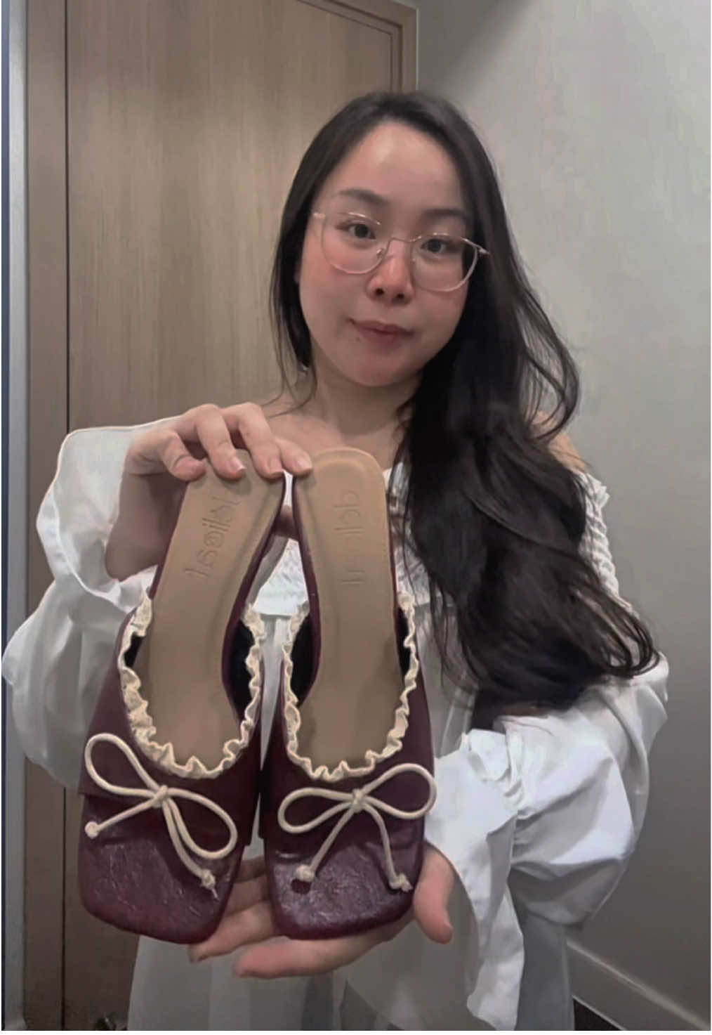 Đỏ burgendy biết nói gì giờ 🍒