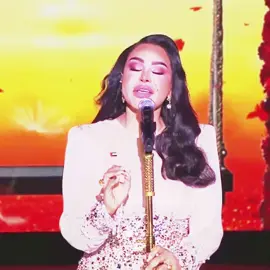 اي والله غارت عيوني من عيوني عليكك يا لومي وش هالجمااال 🥹🤍🤍@Ahlam Alshamsi #احلام_الشامسي #فنانه_العرب #جوهره_العرب 