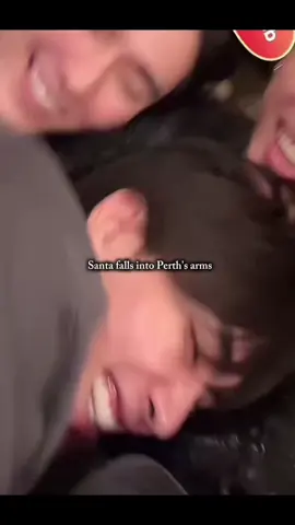Oh yeahh he said😭 #perthsanta #santapp #perthppe 