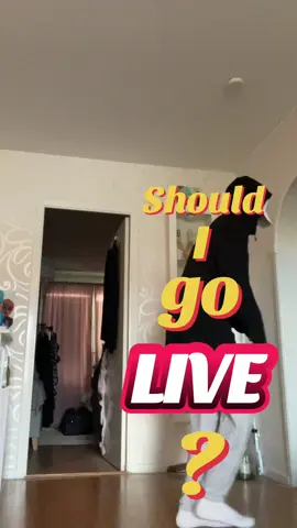 Comment what’s your favorite game 🤔🎮 #carlcarlton #shesabadmamajama  #dance #foryou #live 