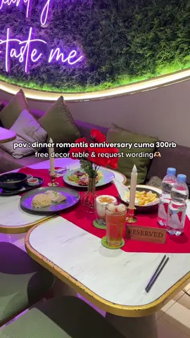 dinner romantis cuma 300rb udah free decor😭👌🏻 gokil sihhh worth bgt bgt bgt #couple #trend #naughtyolive #placetogojakarta #cafeaesthetic @Naughty Olive 🫒 