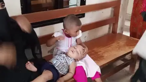 ভাই বোনের ভালোবাসা বেঁচে থাকুক হাজার বছর #