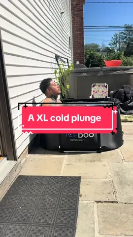 Not gonna lie If was COLD 😂 #fyp #coldplunge 