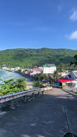 Hòn Sơn mùa này đẹp lắmm