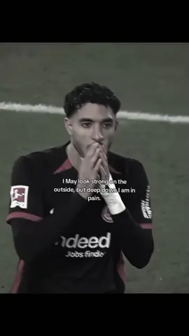 Don't judge a book until you see what's inside 📖🧠 #inspirationalquote #footballmotivation #staystrong #pain #sad 