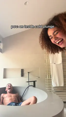 c’est terrifiant @Lena Situations vous avez déjà essayé ? #pourtoi #drole #coldplunge #fakesituation #fakebodyy⚠️ 