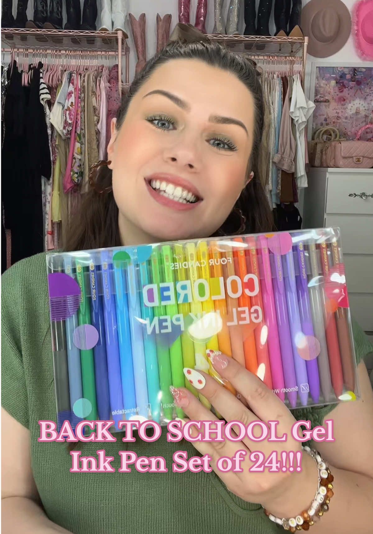 Teachers deserve all the love and all the supplies that they need! This is such a good set of gel pens 💓 #TeacherGift #CuteStationery #ColorfulPens #DeskEssentials #BackToSchoolSupplies 