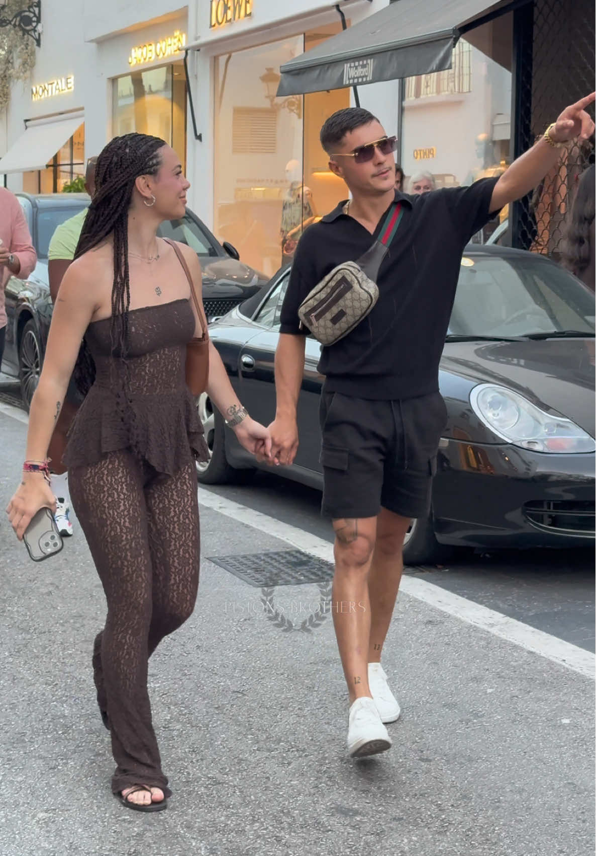 Lovely shiny rich couple walking through Puerto Banus 💖✨ #marbella #billionaire #Lifestyle #luxury #girls 
