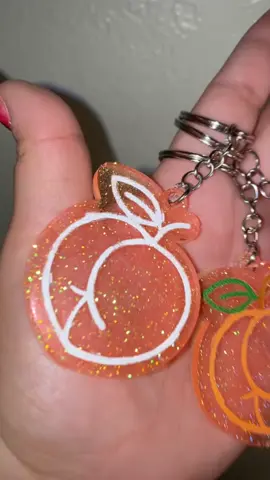#craftzbypeachy #keychains 