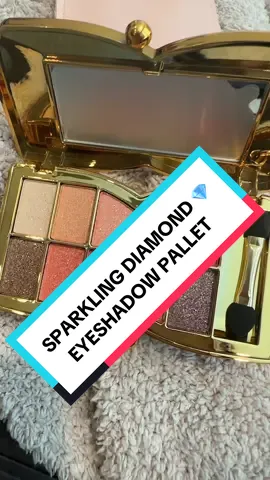 This eyeshadow palette is beautiful‼️‼️‼️  and you also get the little cosmetic brush set. You cannot be the price right now. ##tiktokshoplabordaysale##eyeshadow##makeupbrushes##tiktokshopcreatorpicks##BeautyTok