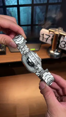#applewatch #applewatchband #applewatcharmband 