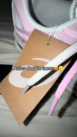 Double lace yours😉 >> link in bio☝️ #doublelaces #asics #blueasics #pinkasics #asicsgelnyc #25motions #asicsgel #fyp #kayano14 