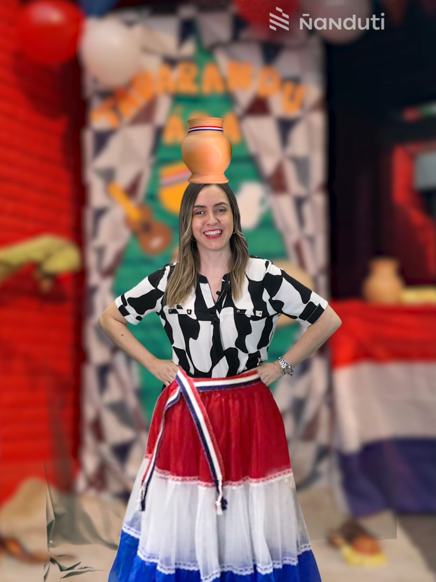 Día Nacional del Folklore 🇵🇾 🎙️Dale play que #ClaudiaAguilera te cuenta todos los detalles de esta fecha que está dedicada a honrar las tradiciones, historias y expresiones culturales que hacen único a nuestro país 🤩 #Ñanduti