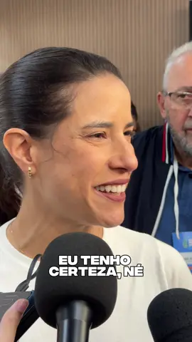 O povo de Pernambuco quer saber de água na torneira, educação de qualidade, polícia nas ruas, estradas requalificadas, moradia digna e emprego com carteira assinada. Tudo isso e muito mais já é realidade na vida dos pernambucanos. ✅ Sabemos que Pernambuco tem pressa e é muito maior do que qualquer intercorrência que tente atrapalhar o nosso único foco: mudar a vida das pessoa. É por isso que o nosso governo segue firme, de pé, trabalhando pelo futuro da nossa gente e com a certeza que estamos no caminho certo. 👊🏼 Simbora, que foguete não dá ré! 🚀💜 #raquellyra #governodepernambuco #ouvirparamudar #garanhuns #agrestemeridional 